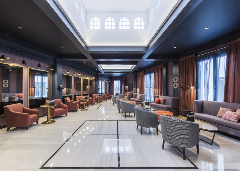 Salón Cafetería Snack Bar del Hotel Catalonia Granada. Autor: Márquez, Fotógrafos de interiorismo y decoración. Fotografos publicidad Granada